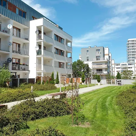 Visit Baltic - Platan Ch15p Z Parkingiem Swinemünde