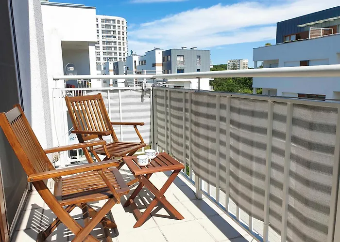 Visit Baltic - Platan Ch15p Z Parkingiem